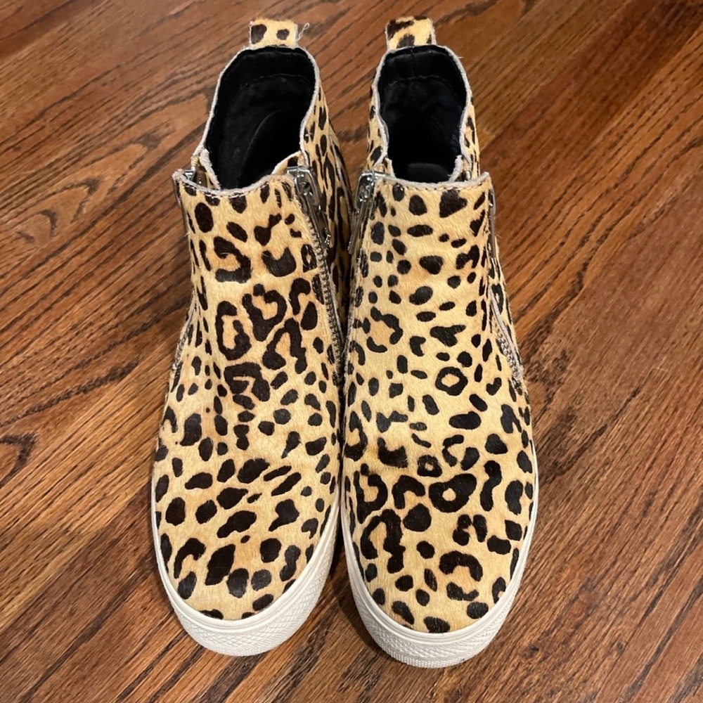 Steve Madden ladies Leopard print real fur fashion wedge sneakers sz 8
